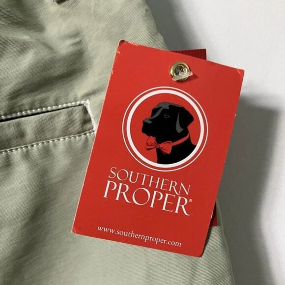 NWT Southern Proper Shorts Mens Tan Khaki Flat Front Small - Picture 3 of 6